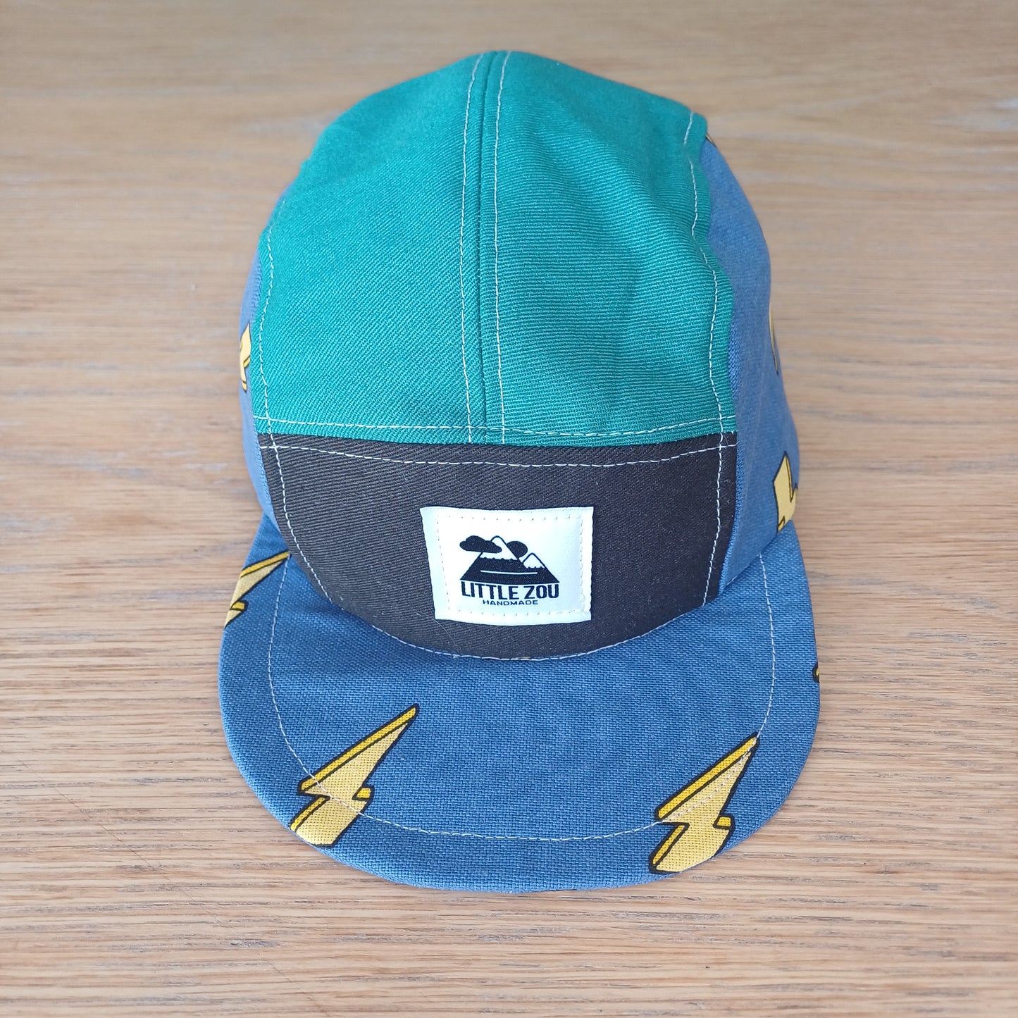 Casquette éclairs