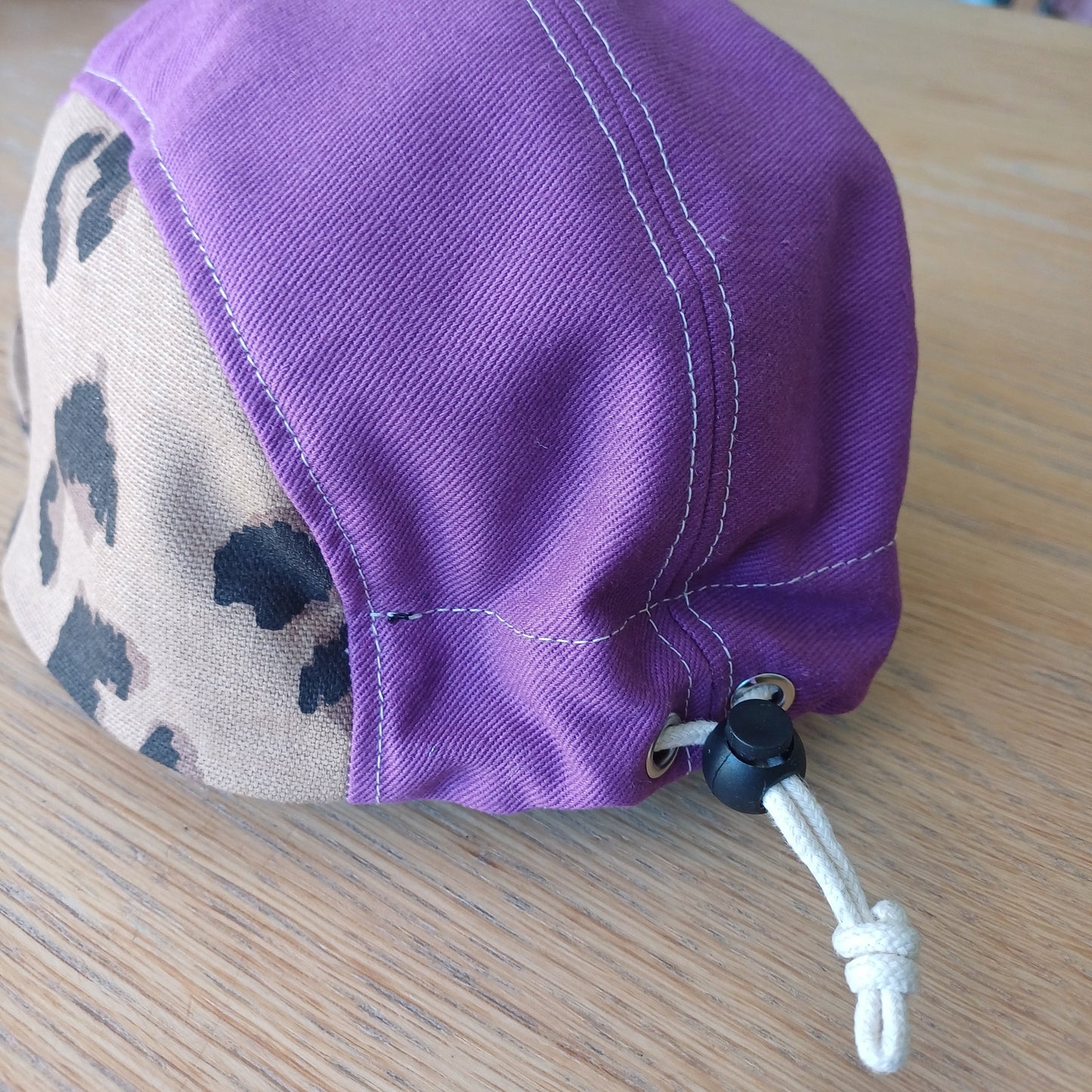 Casquette léopard marron