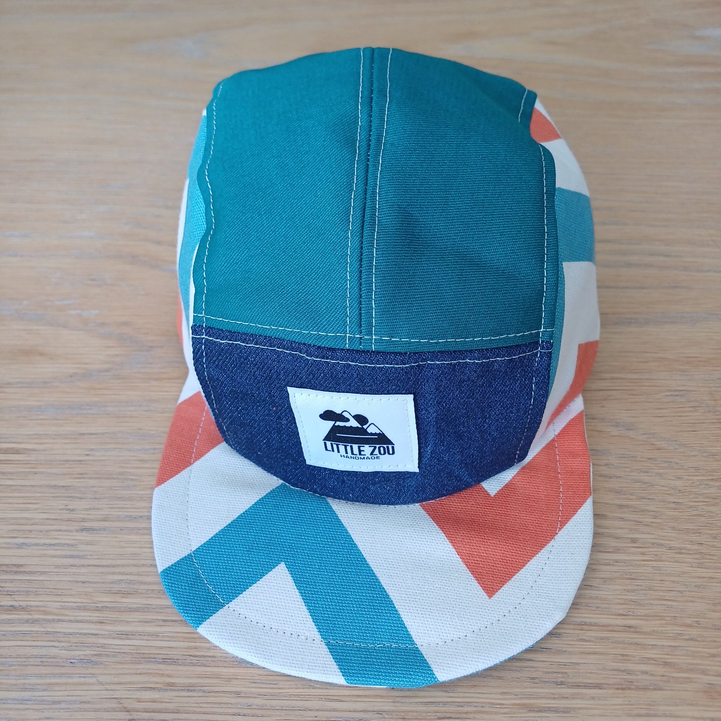Casquette zigzag