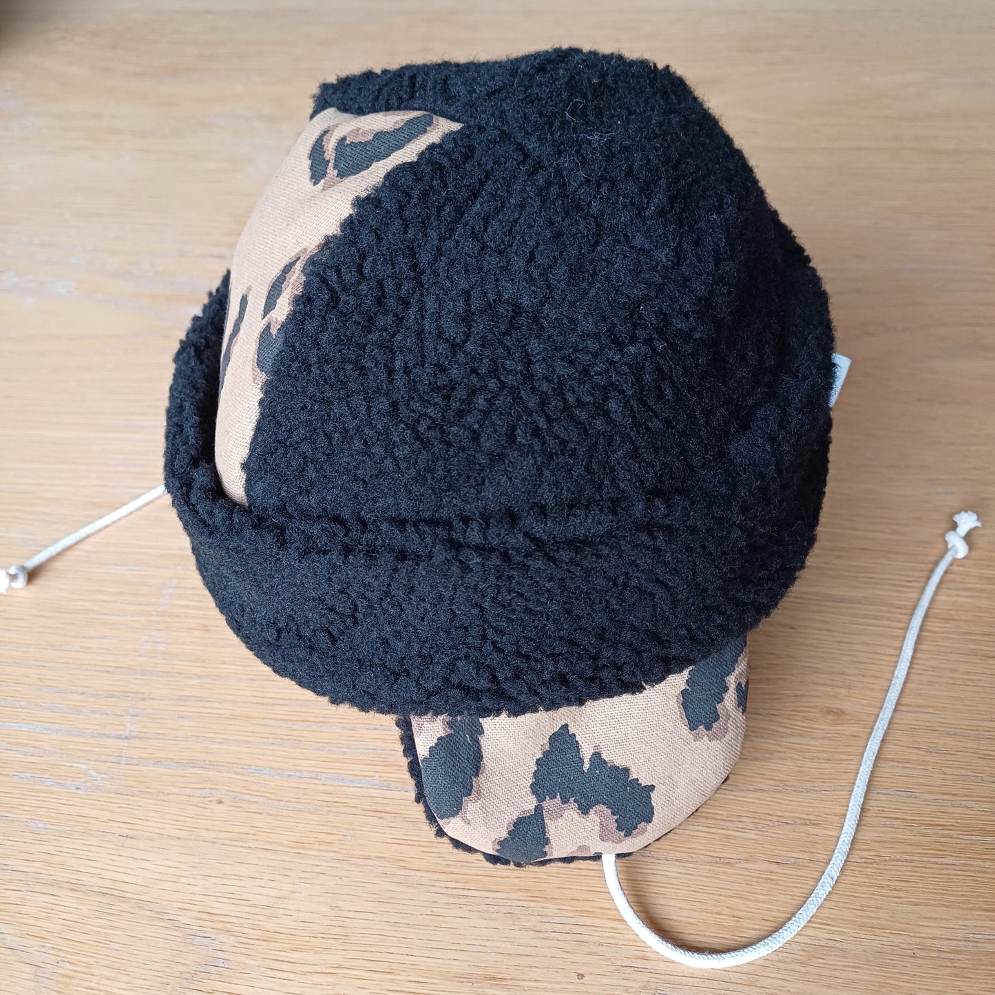 Bonnet sherpa & motifs à oreilles