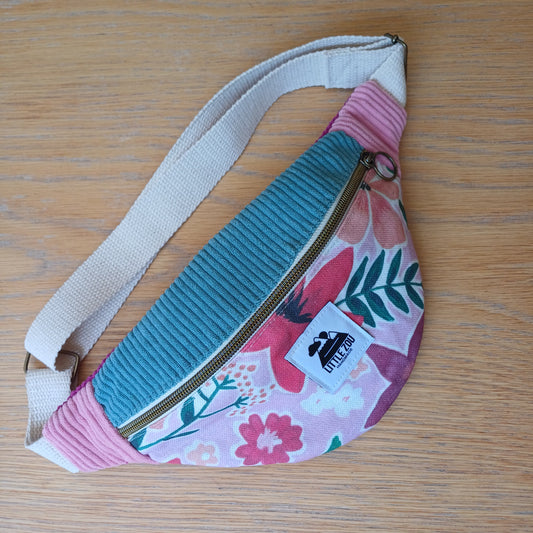 Banane fleurs, velours jade et rose