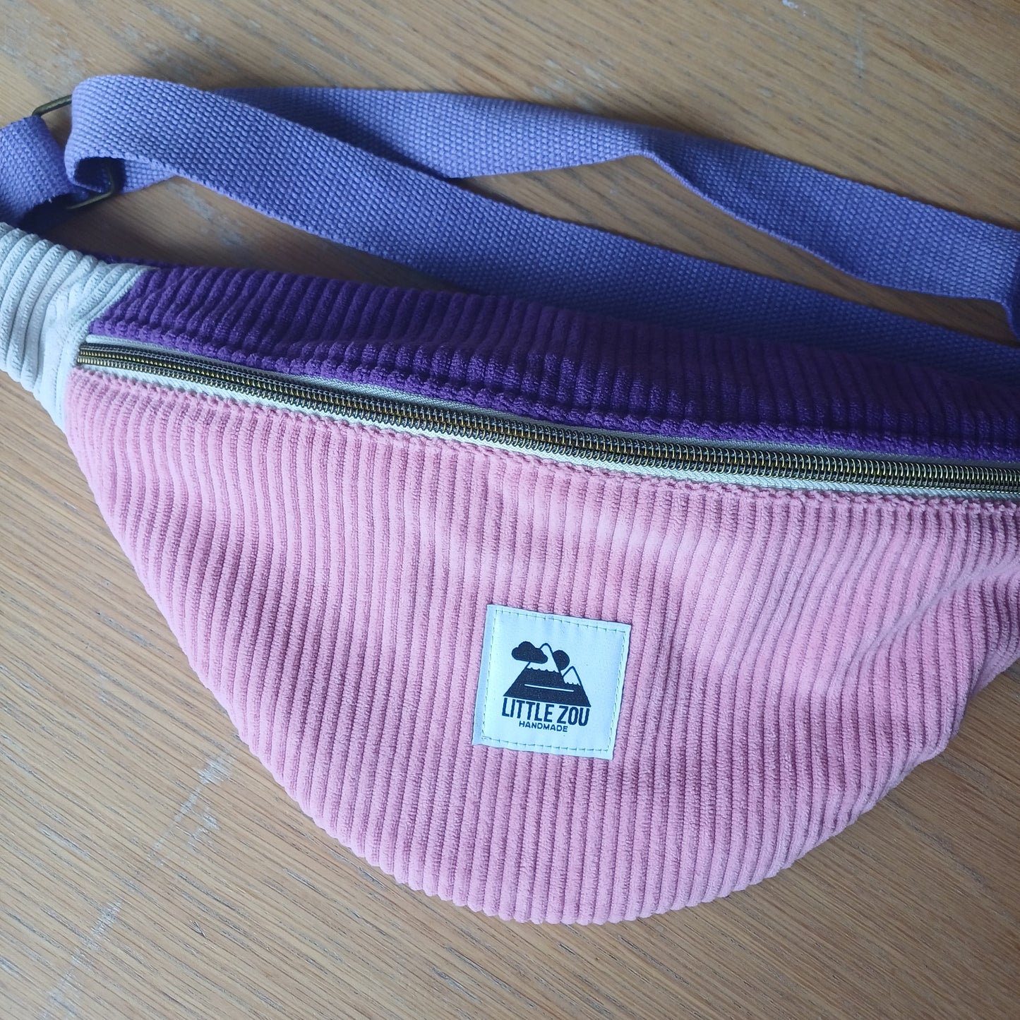 Banane rose violet et beige