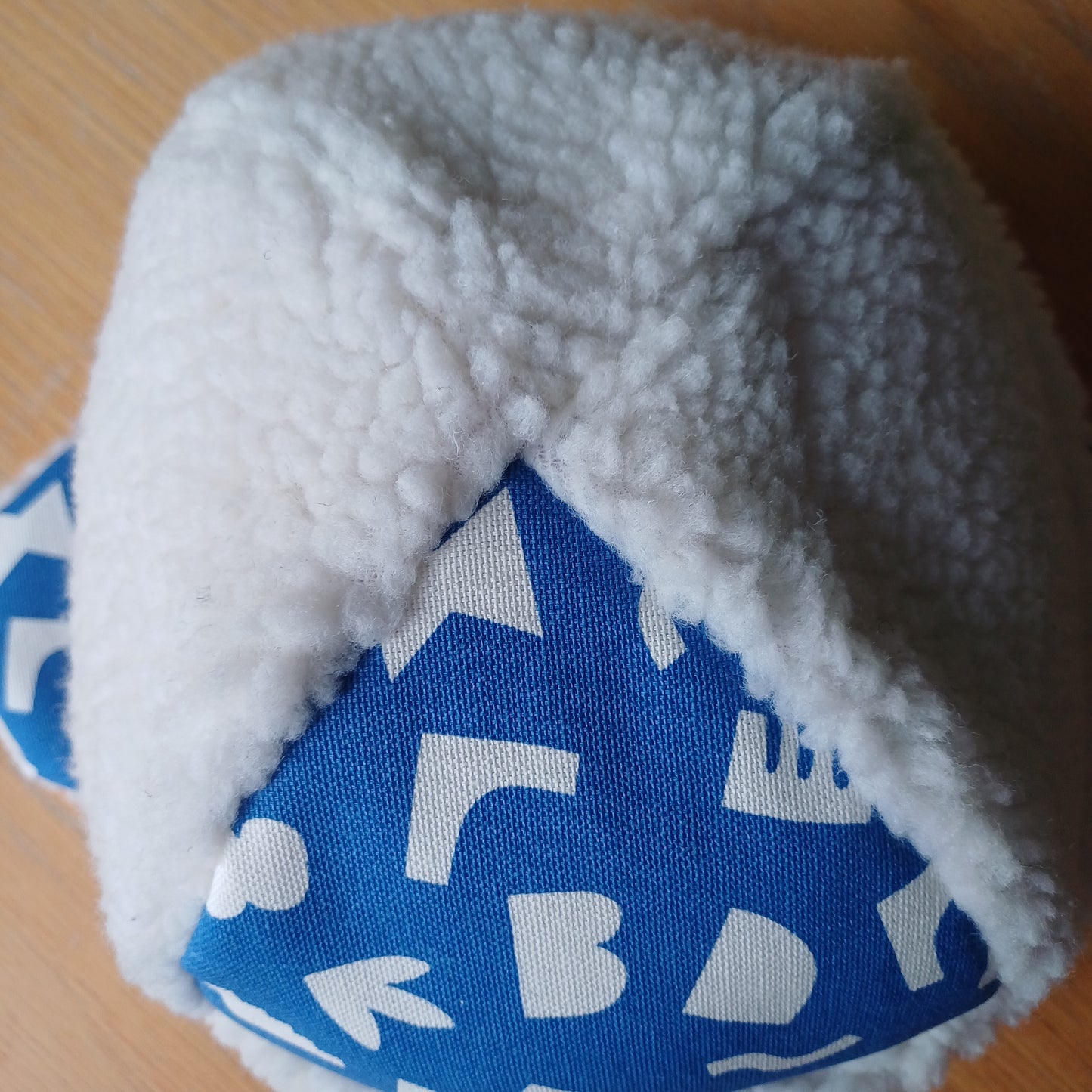 Bonnet sherpa & motifs à oreilles
